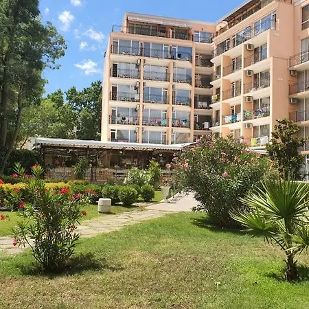 Riva - 3*