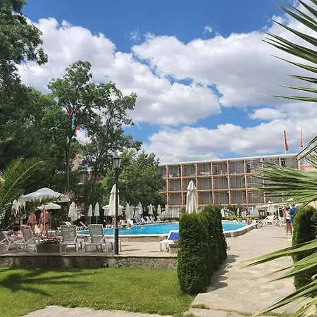 Riva - 3*