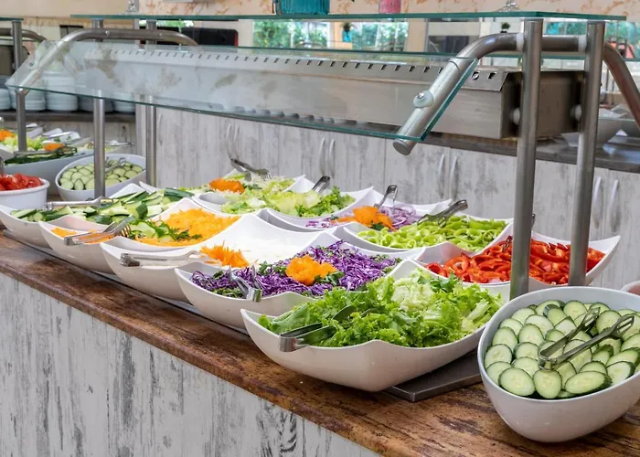 里瓦酒店 - 全包 3* 阳光海滩