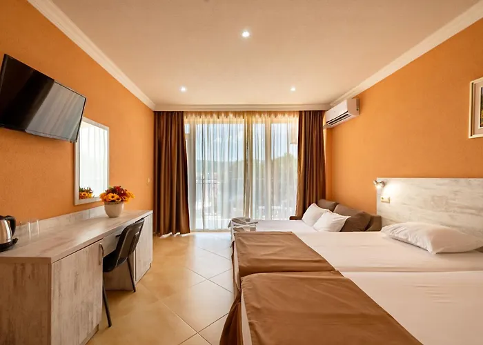 里瓦酒店 - 全包