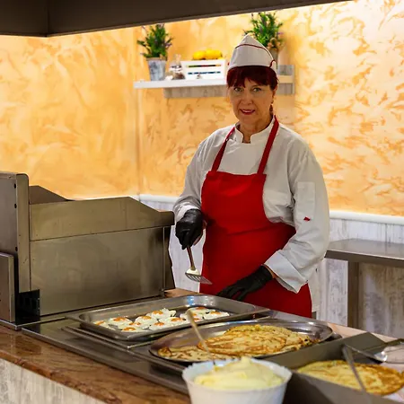 Riva מלון סאני ביץ'